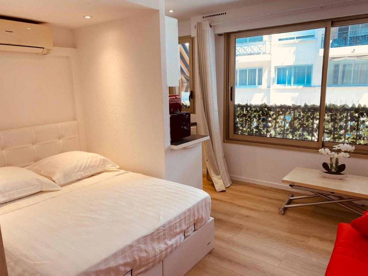 Cannes Martinez Croisette Beach 50M 외부 사진